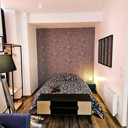 Mitrons - B شقة *